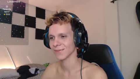 bryamado online show from January 27, 9:44 pm