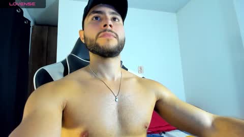 bryan_oficials online show from October 11, 3:32 am