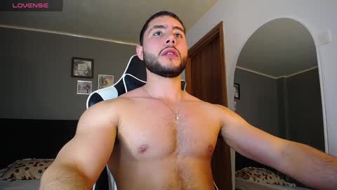 bryan_oficials online show from December 10, 6:22 am