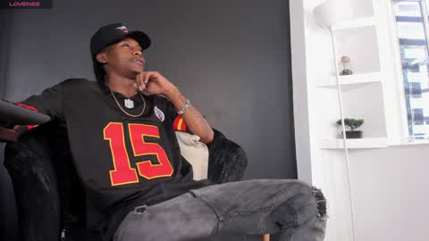 Bryxon  online show from February 2, 3:07 pm