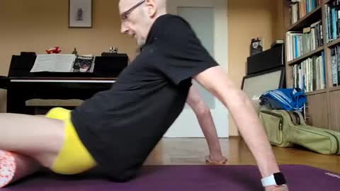 Buba online show from December 22, 11:44 am