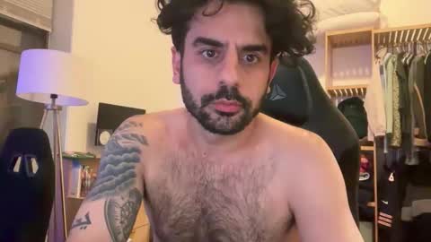 bubblebutt723 online show from April 14, 7:41 am