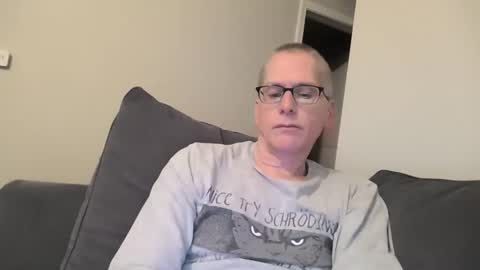 budman004 online show from May 25, 3:13 am