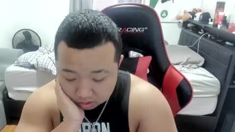 buffsexyman24 online show from March 5, 3:07 pm