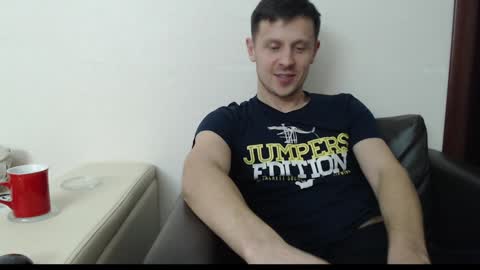 Pirate    Xtw jerromybunny1 online show from December 5, 6:34 pm