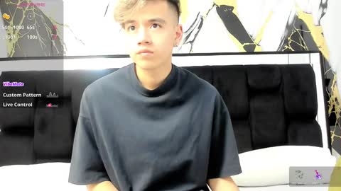 bunny online show from December 4, 12:36 pm