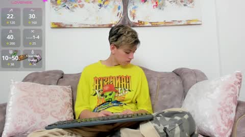 bunny online show from December 28, 2:33 pm