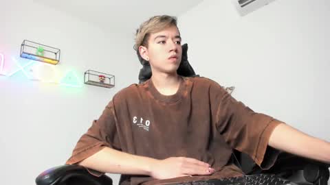 bunny online show from January 21, 12:35 pm