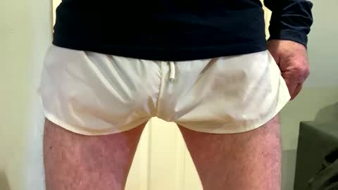 bushlover100740 online show from February 3, 11:15 am