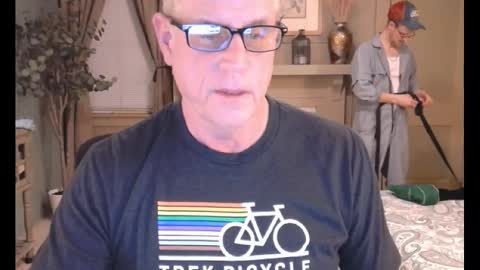 Snapshot of buttnakedfun954737 chatting on March 7, 11:58 pm Miles online show from March 7, 11:58 pm