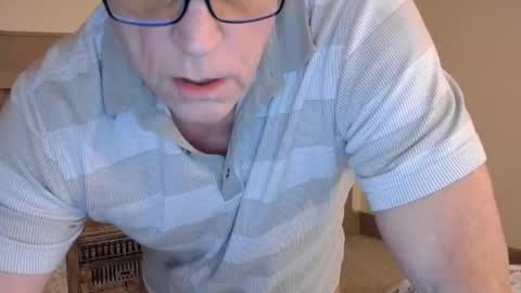 Snapshot of buttnakedfun954737 chatting on December 12, 8:57 am Miles online show from December 12, 8:57 am