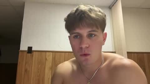 Snapshot of buzz5127 chatting on October 15, 5:04 am buzz5127 online show from October 15, 5:04 am