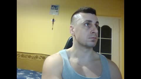 bzykacz1988 online show from March 7, 11:37 pm