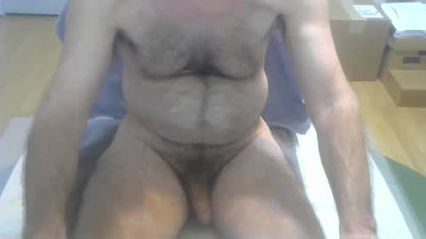 Snapshot of califun4u chatting on January 29, 5:09 am califun4u online show from January 29, 5:09 am
