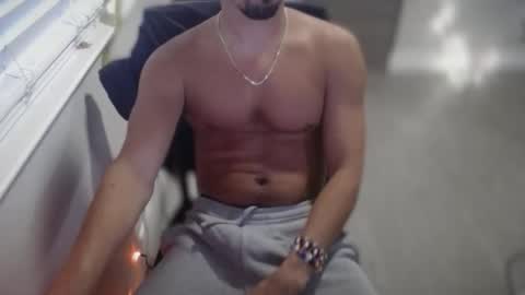 caliwine1306 online show from October 13, 12:38 am