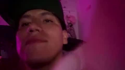 Snapshot of callme38315 chatting on October 20, 12:58 am callme38315 online show from October 20, 12:58 am