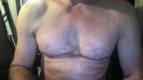 Snapshot of callum5555 chatting on November 2, 12:15 am callum5555 online show from November 2, 12:15 am