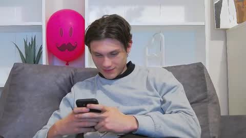 Calvin online show from February 20, 8:03 pm