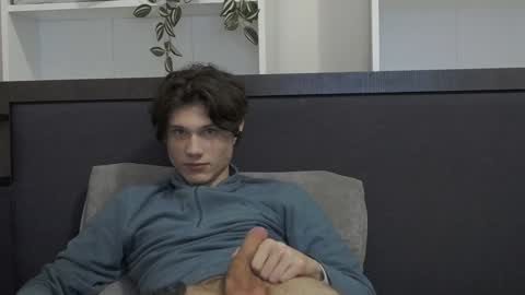 Calvin online show from January 30, 6:13 am