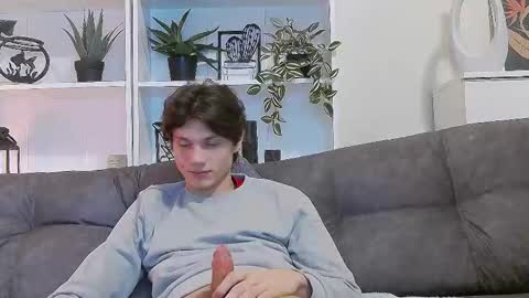 Calvin online show from March 10, 8:23 pm