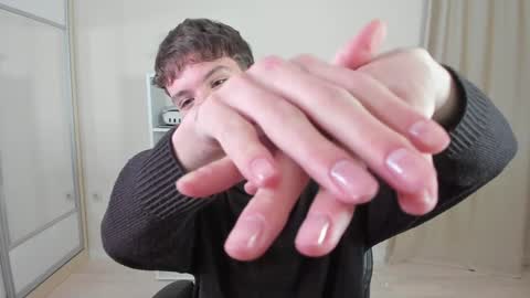 Snapshot of calvin_loves_you chatting on January 25, 7:07 pm Hey I am Calvin online show from January 25, 7:07 pm