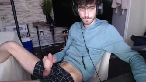 Snapshot of calvin_tanner chatting on October 16, 4:59 pm calvin_tanner online show from October 16, 4:59 pm