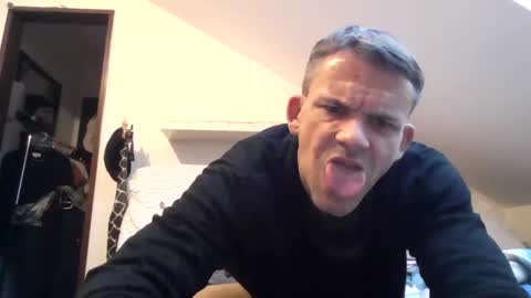 cam_bitch_boy online show from December 4, 3:21 pm