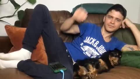 CamDoAttitude online show from October 28, 1:02 pm