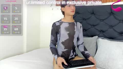 Cameron boys  online show from February 25, 3:18 am