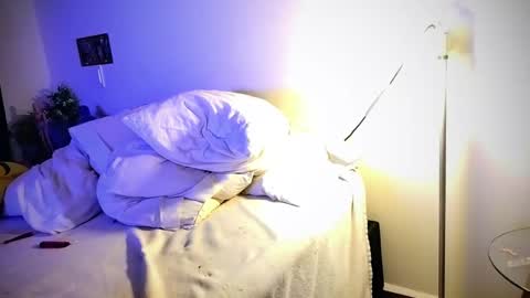 camilo online show from February 21, 12:49 am