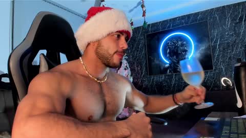 Snapshot of camilowatson chatting on December 24, 11:22 pm Camilo Watson online show from December 24, 11:22 pm