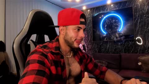 Snapshot of camilowatson chatting on December 6, 1:07 am Camilo Watson online show from December 6, 1:07 am