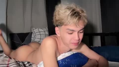 Ethan online show from February 28, 10:03 am