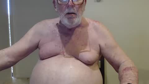 Snapshot of capt5105 chatting on December 8, 7:58 am capt5105 online show from December 8, 7:58 am