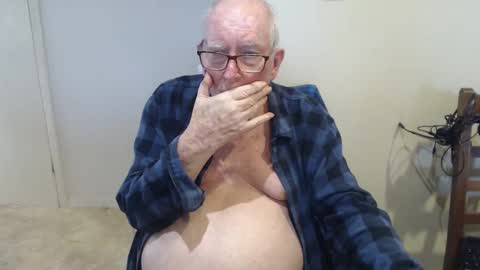 capt5105 online show from February 16, 12:52 am