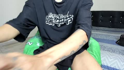 Carlos and Cristian  online show from January 5, 1:58 pm