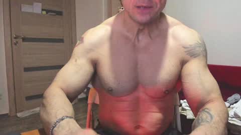 Laz online show from December 12, 9:04 pm