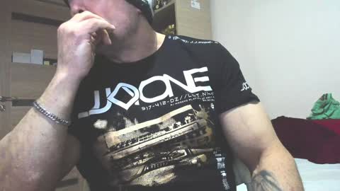 Laz online show from January 21, 4:44 am