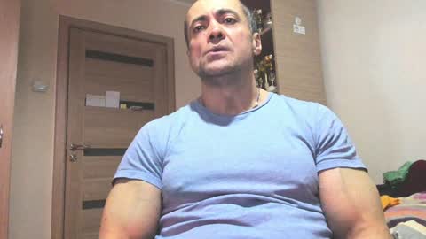 Laz online show from January 10, 6:06 pm