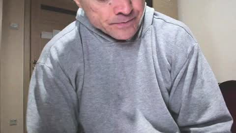 Laz online show from December 30, 1:37 am