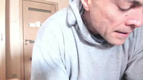 Laz online show from February 26, 10:26 am