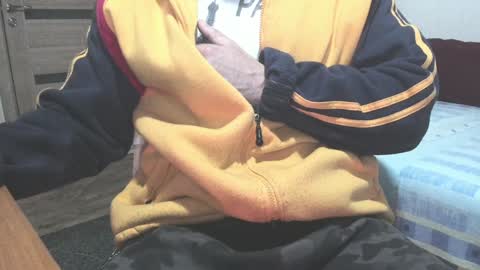 Laz online show from February 1, 2:34 pm