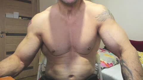 Laz online show from January 11, 10:51 pm