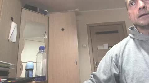 Laz online show from February 15, 10:54 pm