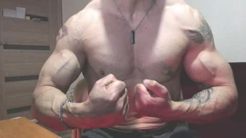 Laz online show from December 20, 8:01 pm