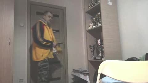 Laz online show from February 18, 10:25 pm