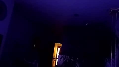 carlitito1 online show from November 18, 1:09 am