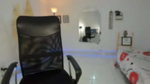 master online show from December 2, 1:47 pm