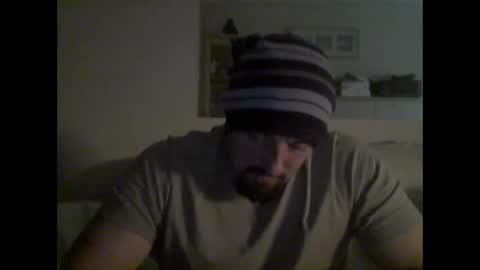 carlosmontesinos online show from January 2, 6:01 pm