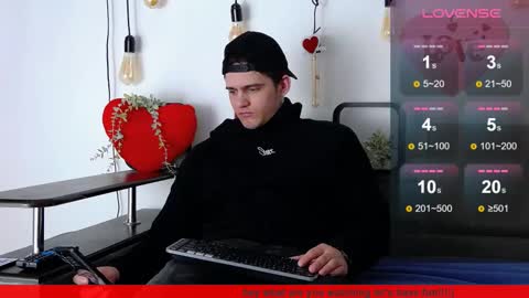 Carter online show from February 13, 7:35 am